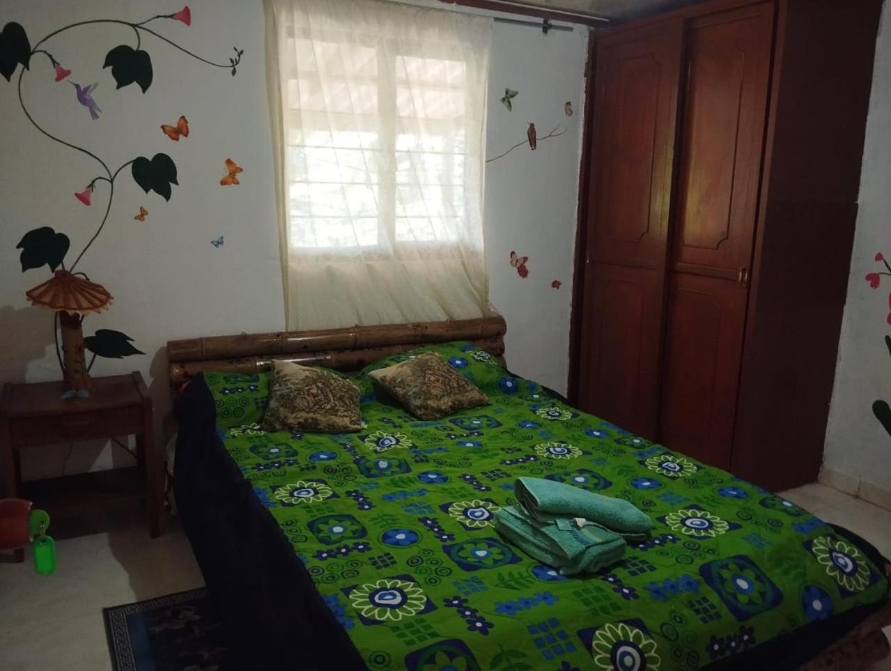 Hostal Sueno Paraiso- Observatorio Astronomico Попаян Екстериор снимка